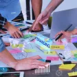 équipe qui discute du personal branding