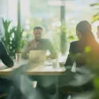 10 idées pratiques pour favoriser le bien-être au travail Liste de 10 exemples concrets et efficaces pour améliorer le bien-être des employés au travail, en mettant l'accent sur l'environnement et la culture d'entreprise.
