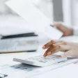 RH calculant la rentabilité et le ROI des logiciels RH qui lui sont proposés