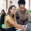 Collaboratrice identifiant ses besoins en formation avec sa manager