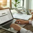 document administratif visible sur un ordinateur