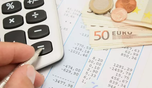 Calculatrice et fiche de paie