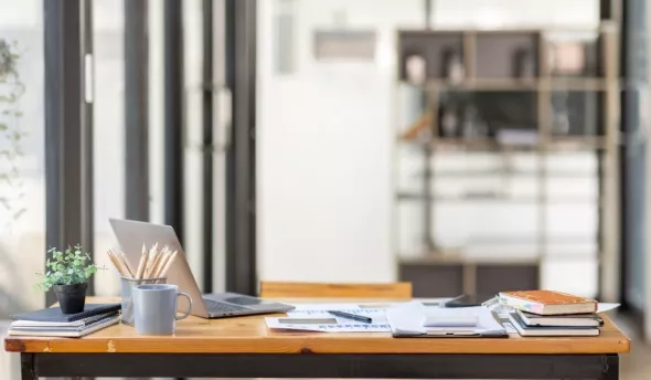 Bureau d'un collaborateur absent