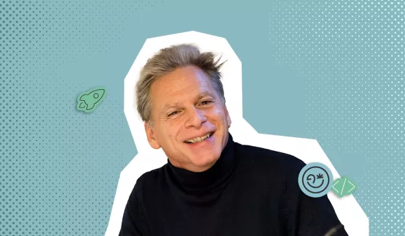 Photocollage du portrait Thierry Ménissier sur fond bleu interview tech inno eurécia média 