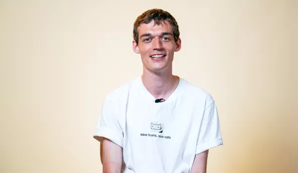 photo de Baptiste Legrand qui témoigne face caméra