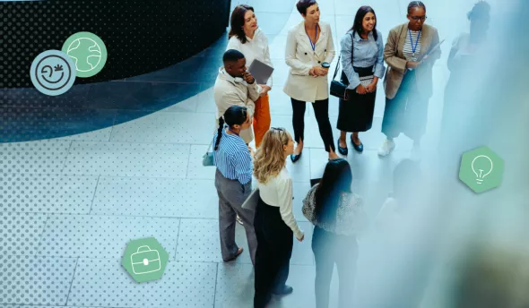 équipe réunie d'un cabinet comptable