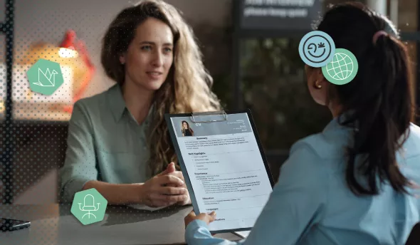 Recruteur diffusant en un clic une annonce sur plusieurs jobboards depuis son tableau de bord SIRH.