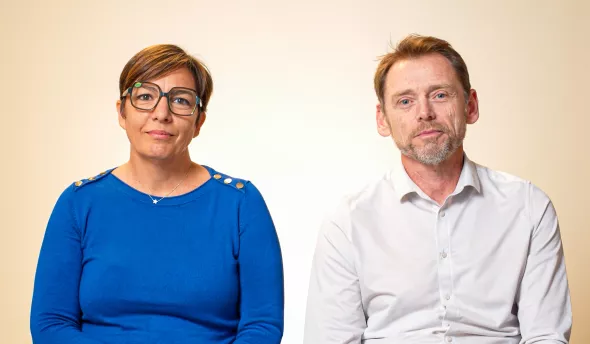 Frédéric Malfilatre et Stéphanie Rigal témoignent face caméra.