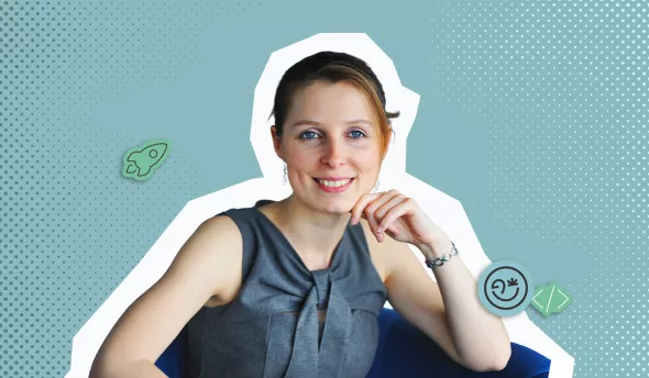 photo de Jessica Eynard qui fixe la caméra