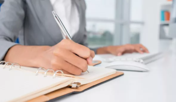 https://www.eurecia.com/sites/default/files/styles/header/public/thumbnails/image/article_indemnite_compensatrice_de_preavis.png