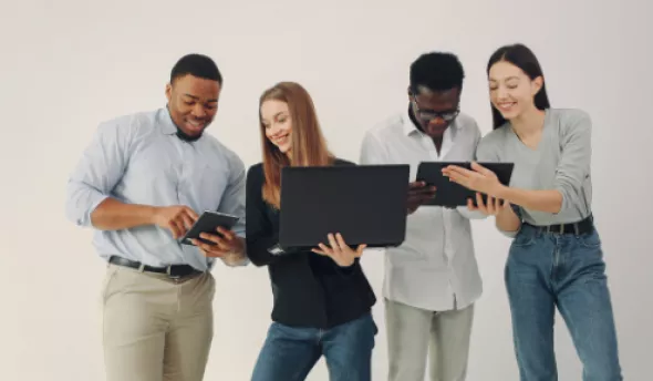 https://www.eurecia.com/sites/default/files/styles/header/public/thumbnails/image/media_1_5.png