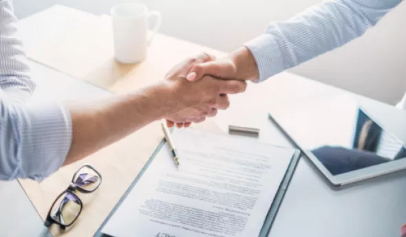https://www.eurecia.com/sites/default/files/styles/header/public/thumbnails/image/offre-emploi-recrutement-conseil.png