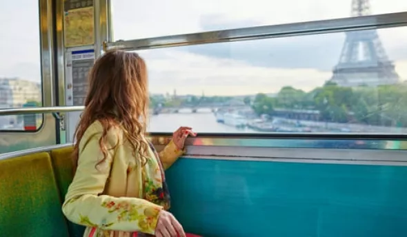 https://www.eurecia.com/sites/default/files/styles/header/public/thumbnails/image/staycation_2.jpg