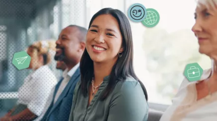 Responsable RH analysant un tableau de bord des coûts de recrutement sur ordinateur.