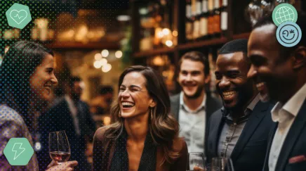 Partage d’une galette des rois entre collègues lors d’un moment convivial au bureau