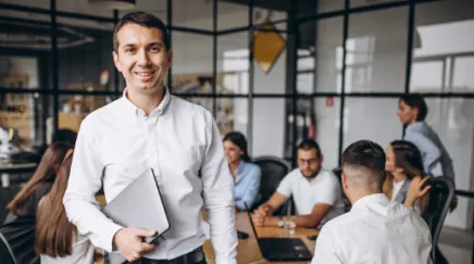 https://www.eurecia.com/sites/default/files/styles/header/public/thumbnails/image/media_managementagile.png